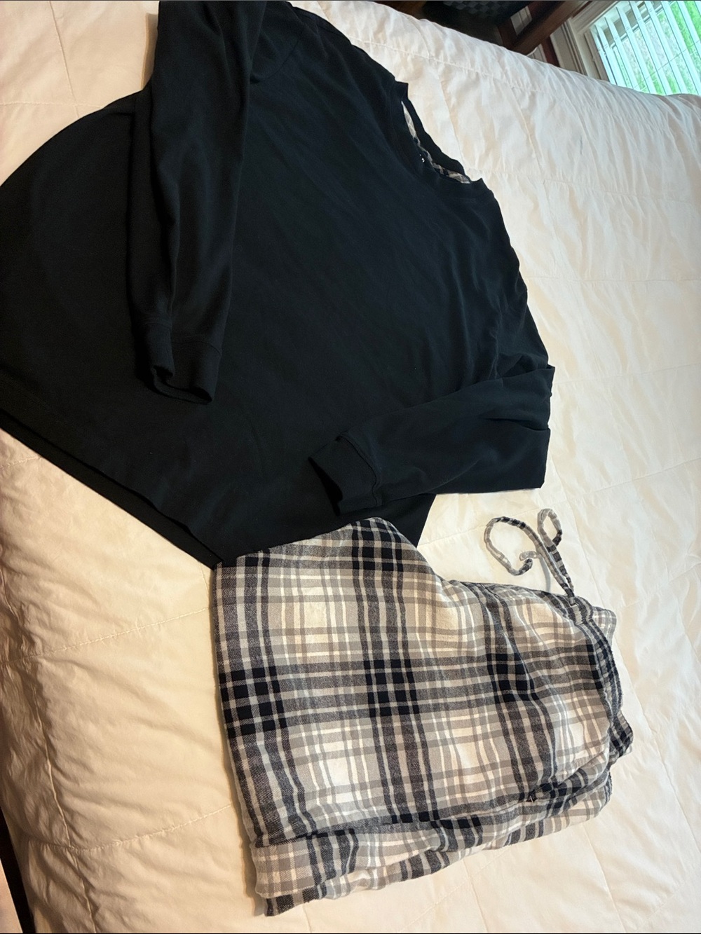 GAP Black Long Sleeve Top with Plaid Trim PJ flannel set